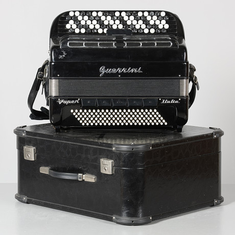 ACCORDION, Guerrini Super De-Luxe, Italy. Collectables - Musical
