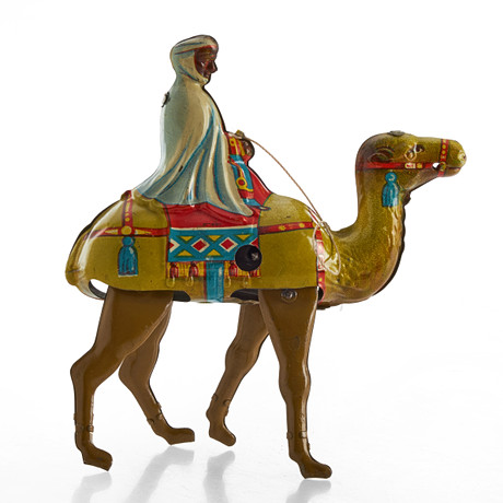 LISA LARSON. figurin, 