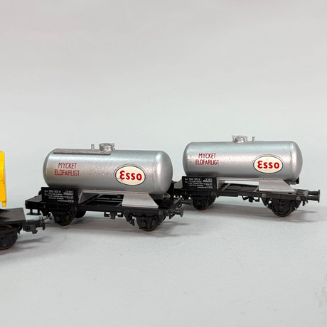 MÄRKLIN 4524 Esso tank wagons, 6 wagons, original boxes. Toys