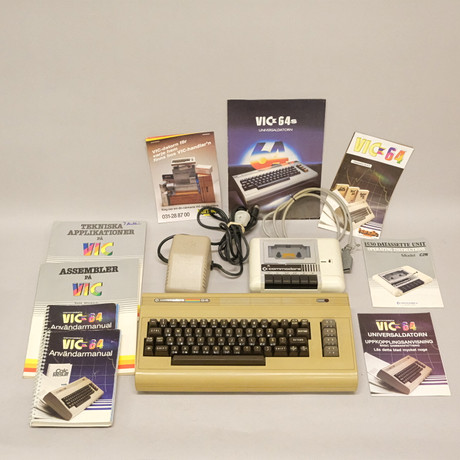COMPUTER, DRESSER, VIC-64. Miscellaneous - Modern consumer electronics ...
