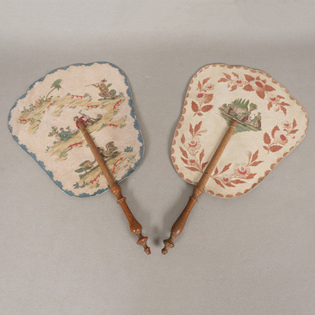 A PAIR OF REGENCY STYLE HAND FANS (2). Miscellaneous - Miscellaneous ...