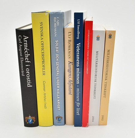 Militärhistoria och biografier. 8 Volymer. på auktion hos Connoisseur Bokauktioner