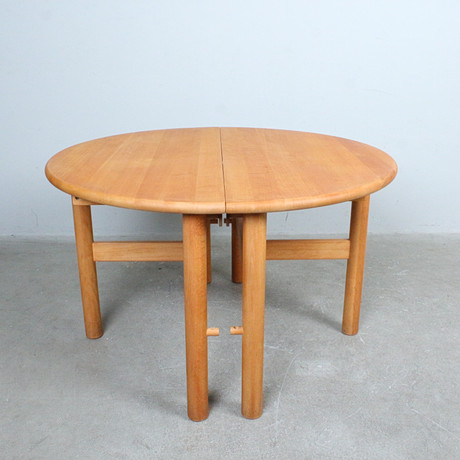 IN THE MANNER OF ERWIN BERGHAMMER. Extendable table/dining table with 2 ...