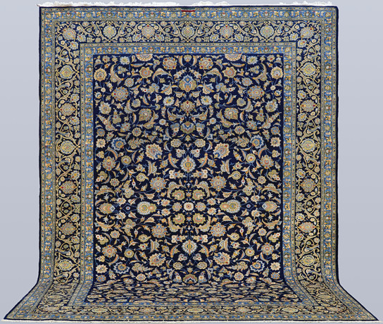 ORIENTMATTA. Blå Keshan signerad, 410 x 320 cm. på auktion hos Gomér & Andersson Nyköping