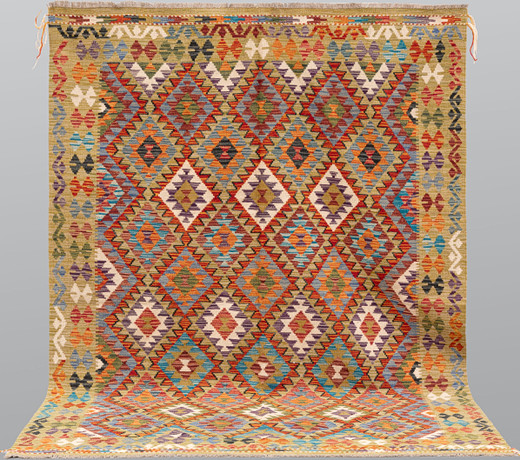 ORIENTMATTA. Kelim klassisk design, 258 x 188 cm. på auktion hos Gomér & Andersson Norrköping