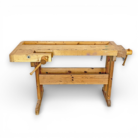 A 20th century planing bench. Furniture - Other - Auctionet