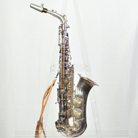 CONN-SELMER PRELUDE. Saxophone, TS700 student tenor. Collectables