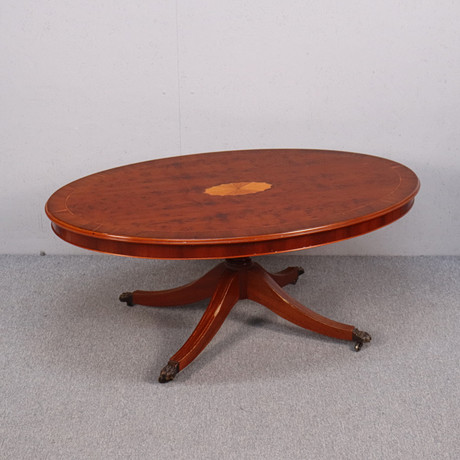 ESSTISCH, EIBE, ENGLISCHER STIL. Mbel - Tische - Auctionet