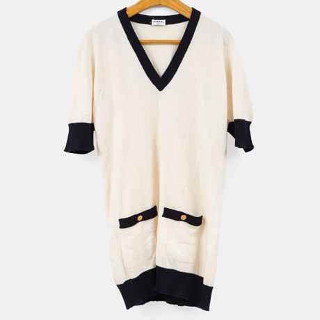 ED SHEERAN'S HOAX JUMPER. Vintage & Designer Fashion - Auctionet
