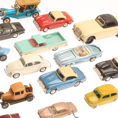 【希少】DINKY TOYS ミニカー 12台 まとめ売り ヴィンテージ A set of 12 model cars, Corgi/Dinky Toys and others. Toys - Toys