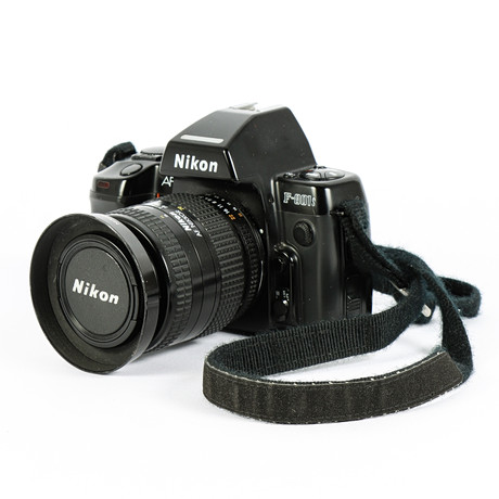 CAMERA. 35 mm, Nikon F-401 with LENS 2 pcs. i.a. Sigma 24mm 1