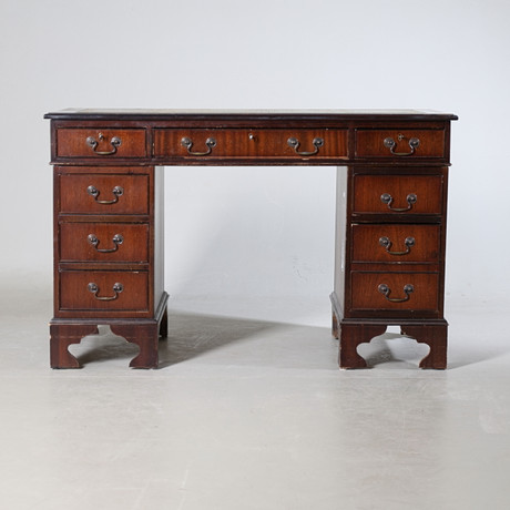 ESSTISCH, EIBE, ENGLISCHER STIL. Mbel - Tische - Auctionet