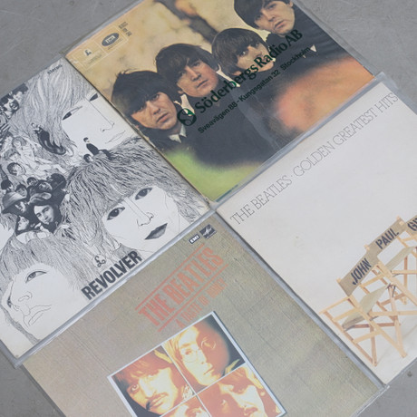 BEATLES AT THE BEEB, 13 LP. Collectables - Audio, Vinyl & Hi-Fi