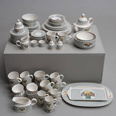 SERVISDELAR. "Basket", Villeroy & Bosch 69 delar.