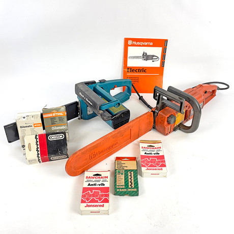 MOTORSÅGAR, 2 st. Husqvarna Electronic 1500, Black & Decker DN402B H1A, med extra sågkedjor.