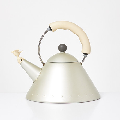 ANDREA BRANZI for ALESSI. 'Mama O-Kettle' kettle. Silver & Metals
