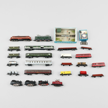 marklin　mini-club　10038　SHARN MARKLIN Z MINI CLUB 87580 2-CAR SET BAGGAGE MAIL CARS - NIB | eBay