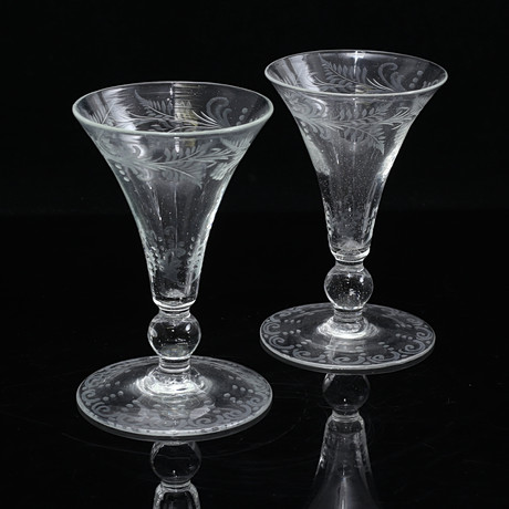 Two German wine glasses, 18th century. Glass - Utility glass - Auctionet