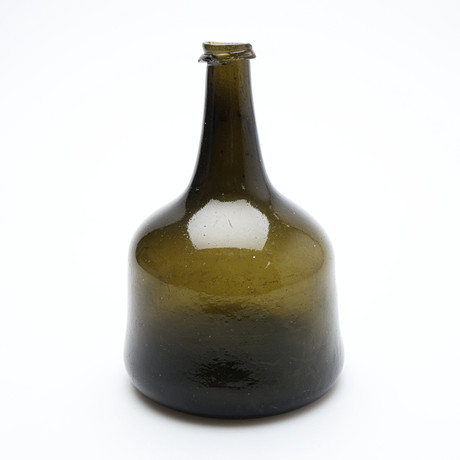 WINE BOTTLE antique with 7 snap glasses. Glass - Other - Auctionet