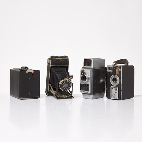 FILM CASE, plastic/metal, Kodak. Miscellaneous - Miscellaneous