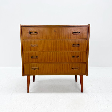 Chest of drawers, IKEA Hemnes 8 drawers. Furniture - Chests of drawers -  Auctionet