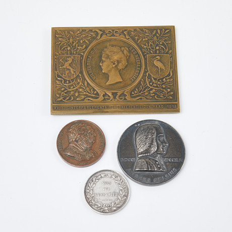 PIERRE TURIN. A bronze medal, art deco, France 1925. Coins, Medals