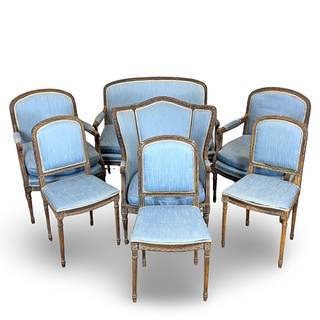 SALONGSGRUPP, 7 delar, 1800-talets andra hälft, Gustaviansk stil, Proveniens har stått hos Jarl Kulle. på auktion hos Roslagens Auktionsverk