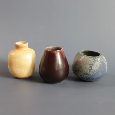 SVEN HOFVERBERG. Vase, oxblood glazed stoneware, signed, own