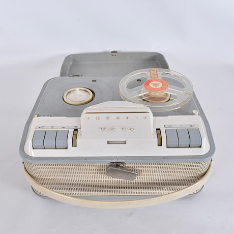 Overhead projector. The Five “O” Eighty-Eight Portable Projector