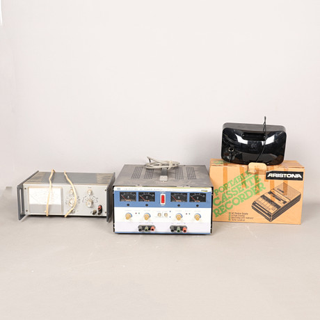 DAT TAPE RECORDER, Fostex “D-10 Digital Master Recorder”, Japan