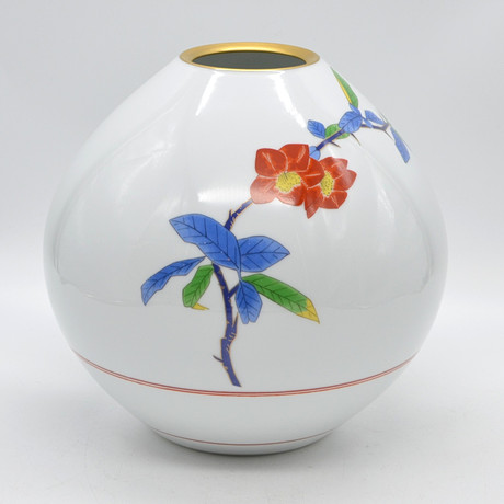 A JAPANESE PORCELAIN VASE, AFTER FUKAGAWA KORANSHA COMPANY, 20TH