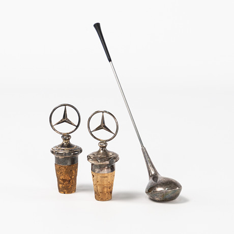 VINKORKAR, DRINKPINNE. 3 delar, nysilver, bl. a. Mercedes.