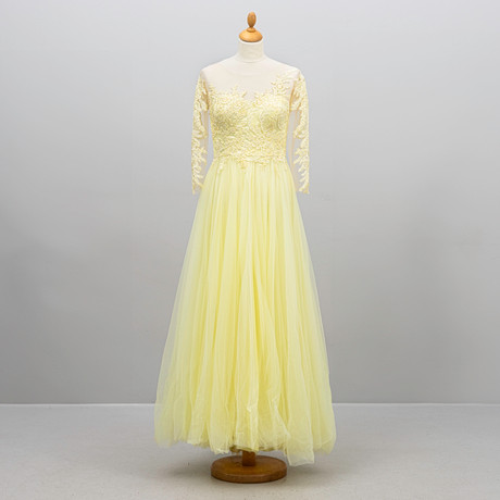 EVENING DRESS, John Charles, England. Vintage & Designer Fashion - Auctionet