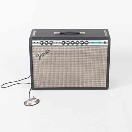 FENDER DELUXE REVERB 1975. på auktion hos Laholms Auktionskammare