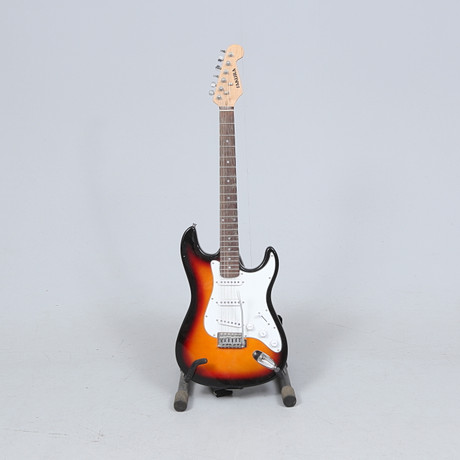 ELECTRIC GUITAR Yamaha RGX 110, 1980s. Collectables - Musical