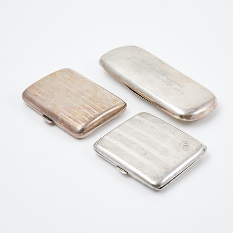 can you carry cigarettes on a plane Any form of smoking is prohibited in all PAL domestic and international  flights. 🚭✈️ In compliance with Civil Aviation Regulations (CAR) Board  Resolution No. 8.9.1.8, PAL enforces a strict ban on smoking