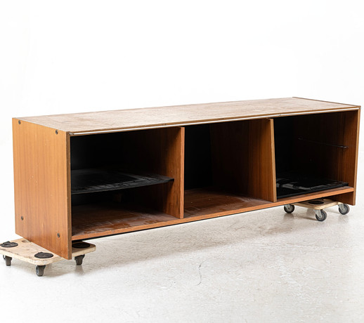 JACOB JENSEN. Media bench “Attyca 2