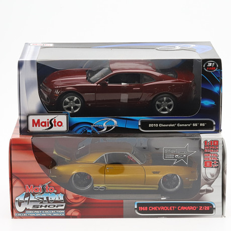 MODELLBIL, metall, plast, 2 st Maisto, 1/18, Chevrolet Camaro.