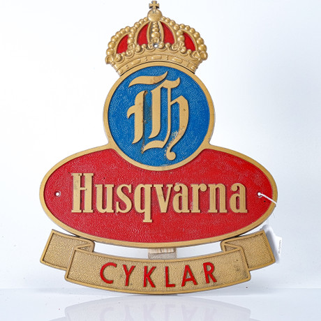 HUSQVARNA CYKLAR, gjuten aluminium, 1950/60-tal., såld på svensk auktion för 3 600 kr