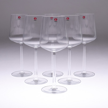 JORMA VENNOLA AHLSTRÖM. bålset, 9 delar, glas/metall, 
