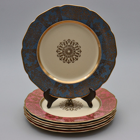 STIG LINDBERG. A set of 4 “Boro” dinner plates, Gustavsberg, 1960