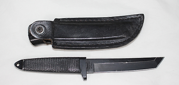 KNIFE, Taylor 440, Taiwan. Weapons & Militaria - Edged weapons - Auctionet