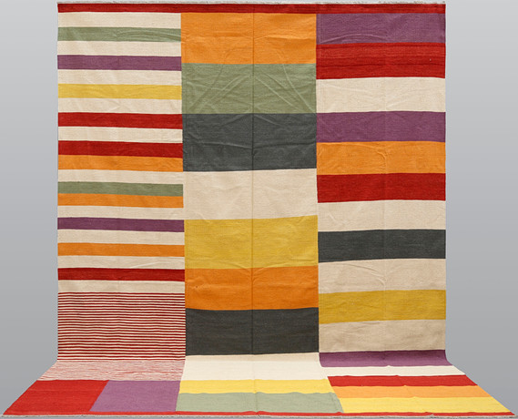 ORIENTMATTA, kelim, modern design, ca 395x297 cm. på auktion hos Skandia Auktion