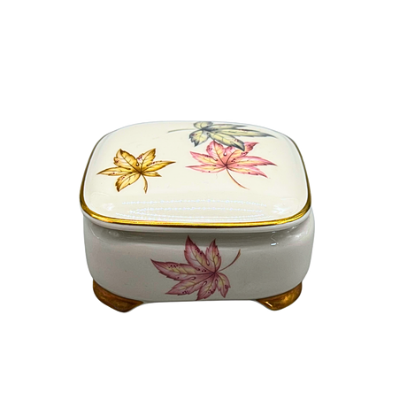 FABIENNE JOUVIN. Porcelain lid box, Paris. Ceramics & Porcelain