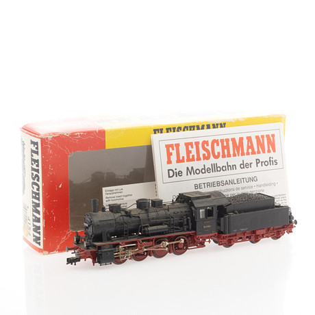 FLEISCHMANN starter set 6394, rails, buildings, locomotives and