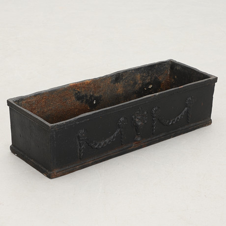 BLUMENKASTEN, Schmiedeeisen, erste Hlfte des 20. Jahrhunderts. Silber &  Metall - Sonstige Metallobjekte - Auctionet