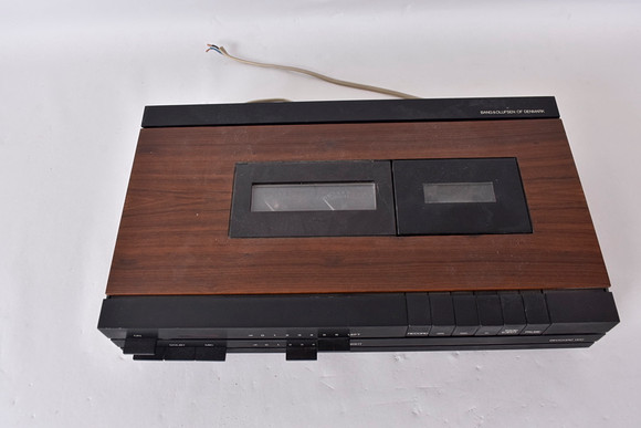 BANG & OLUFSEN, Beosystem 10, type 1521 radio with cassette tape