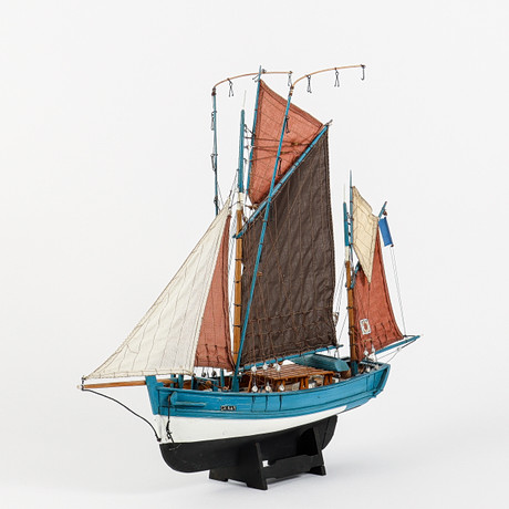 BOAT MODEL, ITA 45, Prada, Luna Rossa, 1900s. Miscellaneous