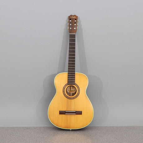 ACOUSTIC GUITAR, F-150, Japan, Manufactured by Kurosawa, Jullian