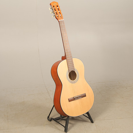 ACOUSTIC GUITAR, F-150, Japan, Manufactured by Kurosawa, Jullian